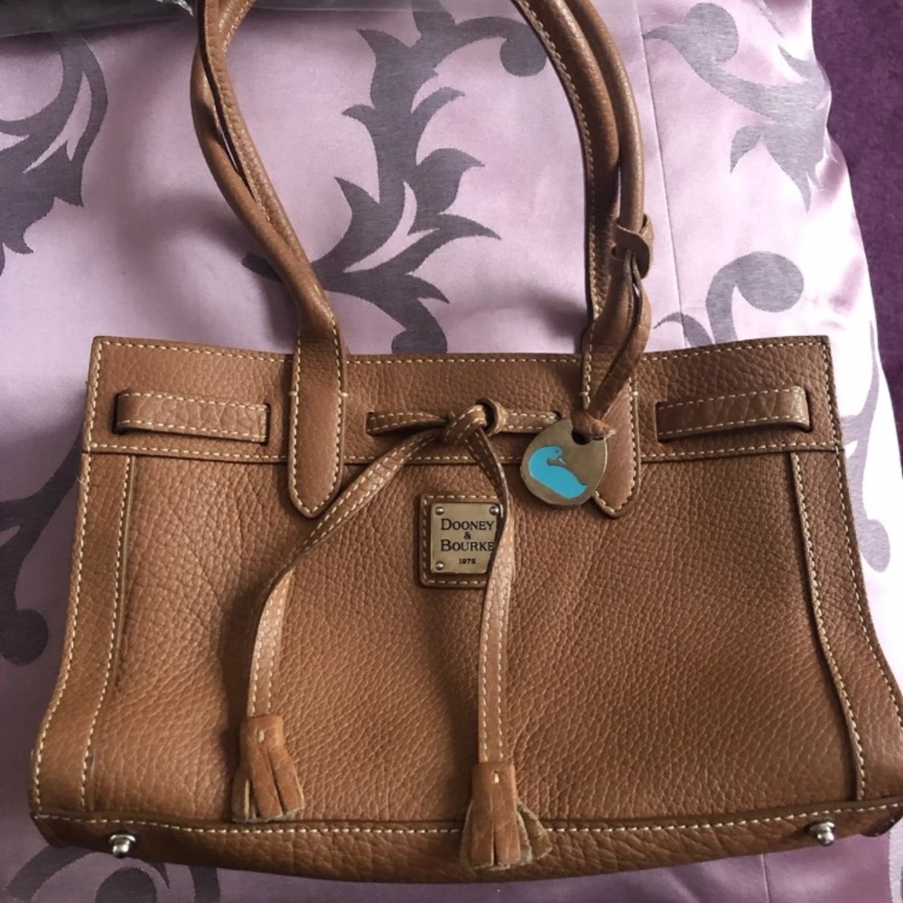 Dooney & Bourke purse